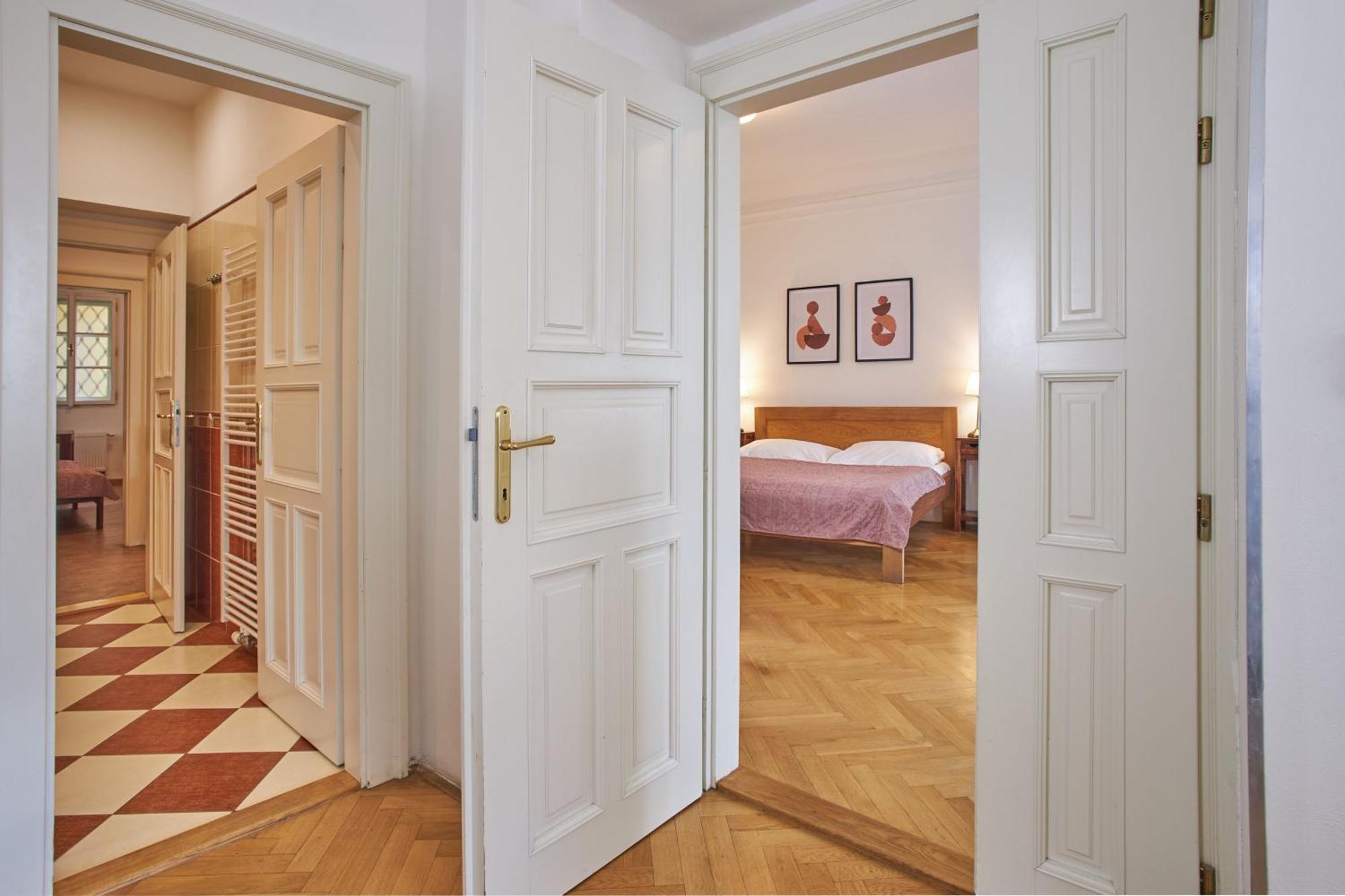 Apartament Charles Bridge Praga